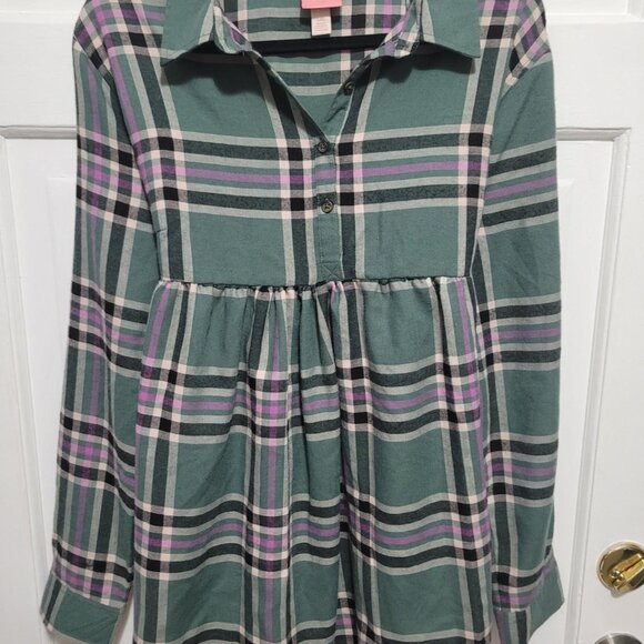 Plaid Peplum Top (Large) Fits like Medium - Picture 1 of 4